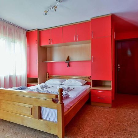 Apartments Srzentic Petrovac Exterior foto