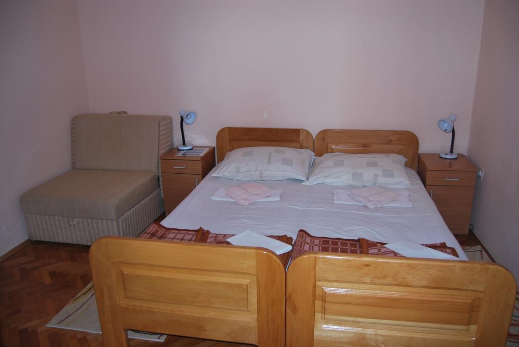 Apartments Srzentic Petrovac Exterior foto