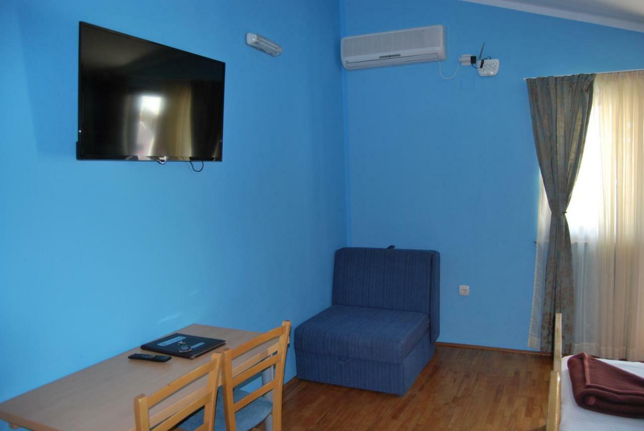 Apartments Srzentic Petrovac Exterior foto