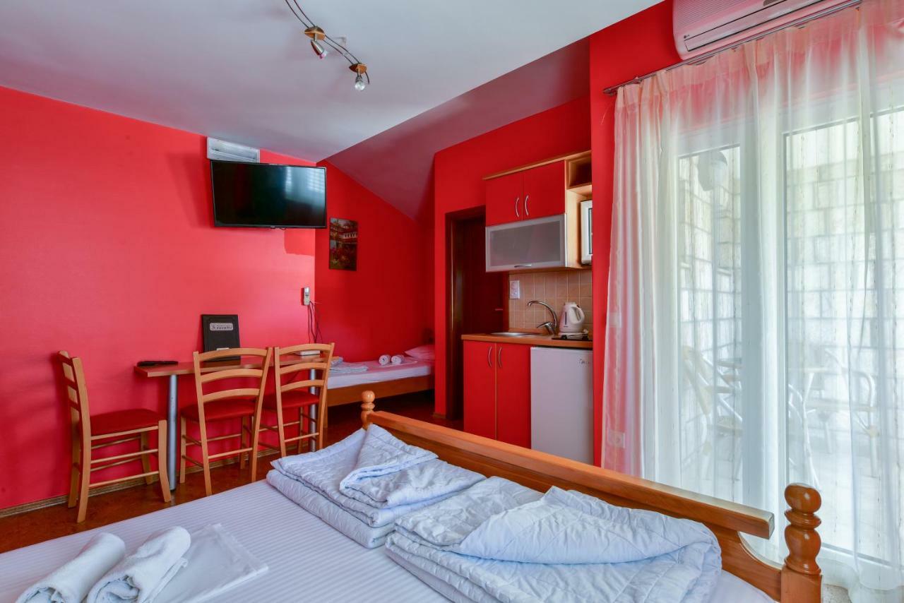 Apartments Srzentic Petrovac Exterior foto